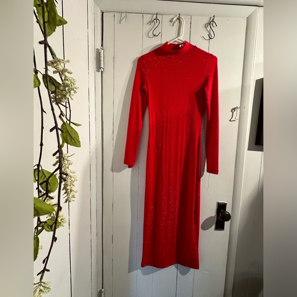 AKIRA Red Long Sleeve Midi Dress